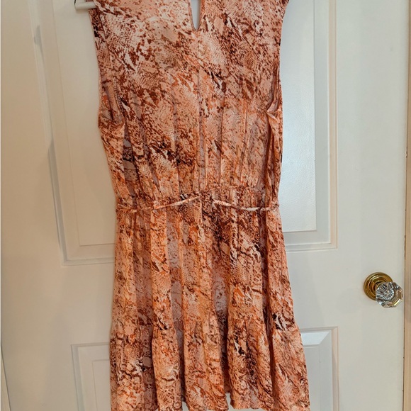 New Inc. Int’l concepts dress sz XL Beautiful peach/coral colors w string belt - Picture 3 of 4